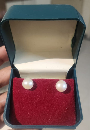 Rani pearl studs from Andaman and Nicobar Islands